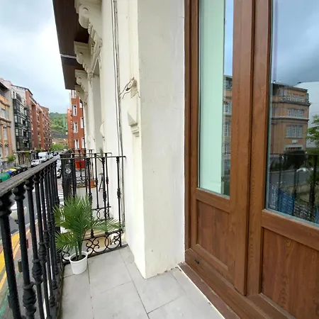 Appartement Uefa Bilbao, And Optional Tickets
